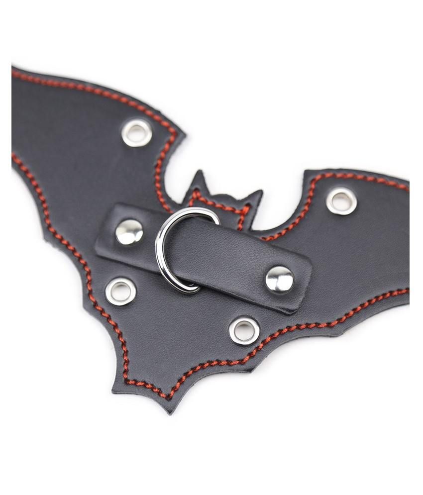 Leather Bat Shaped Collar With Chain Leash