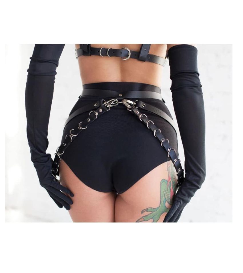 Body Harness With Metal Chain Waist Leg Cage